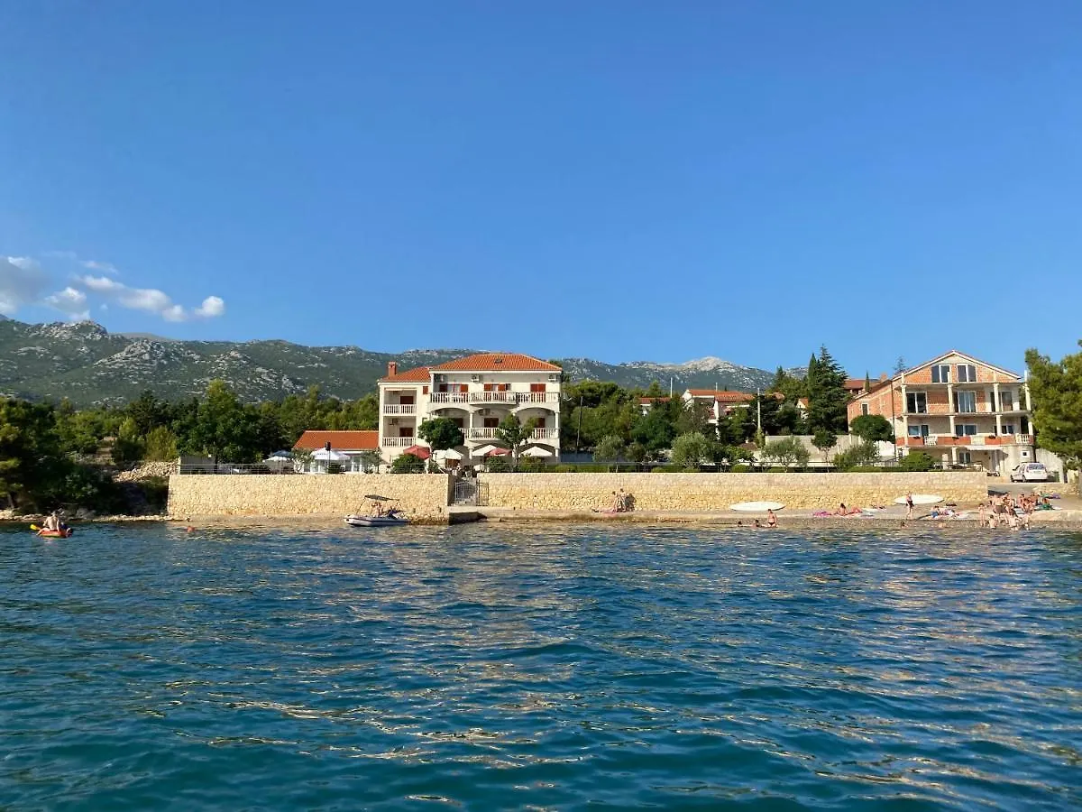 Villa Punta Rovanjska 3*,  Chorvatsko